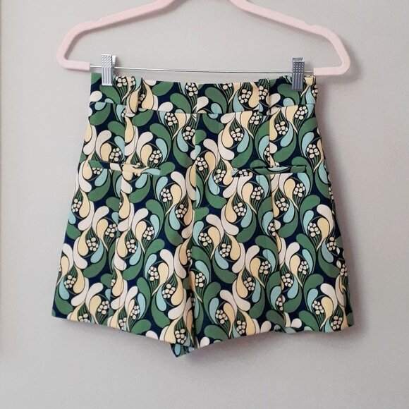 NWOT Zara multicoloured retro-inspired abstract print shorts, XS - Picture 11 of 14